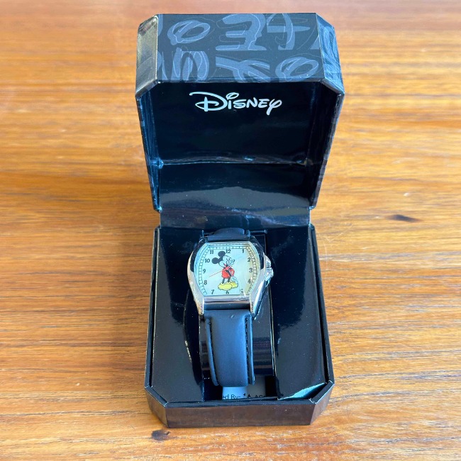 [매니악 빈티지] MANIAC VINTAGE _Vintage Disney NIB Unisex Mickey Mouse Vintage Classic Leather Strap watch (DEAD STOCK)